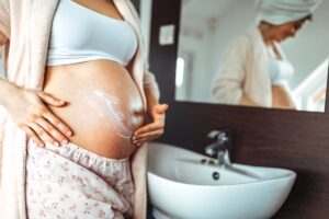 Soins de la peau et bien-être pendant la grossesse : Conseils essentiels